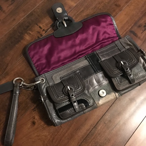 SOLD Coach purse - Picture 2 of 8